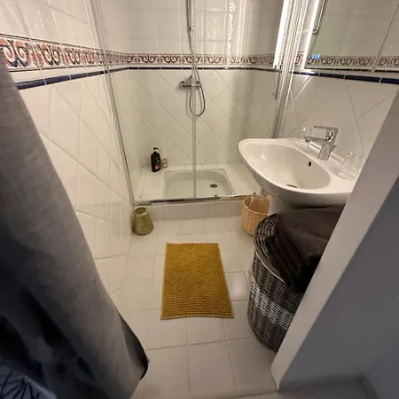 Kimy Lunoterie Futuroscope Piscine Et Bed & Breakfast Oyre