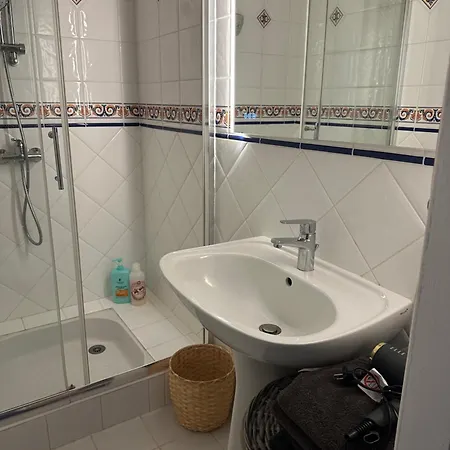 Kimy Lunoterie Futuroscope Piscine Et Bed & Breakfast