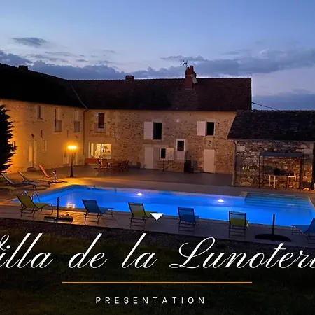 Kimy Lunoterie Futuroscope Piscine Et Bed and breakfast *