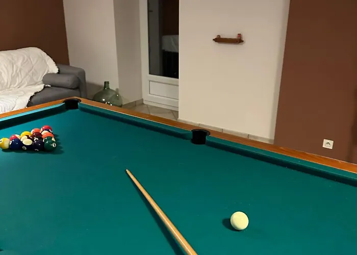 Kimy Lunoterie Futuroscope Piscine Et Bed and breakfast *